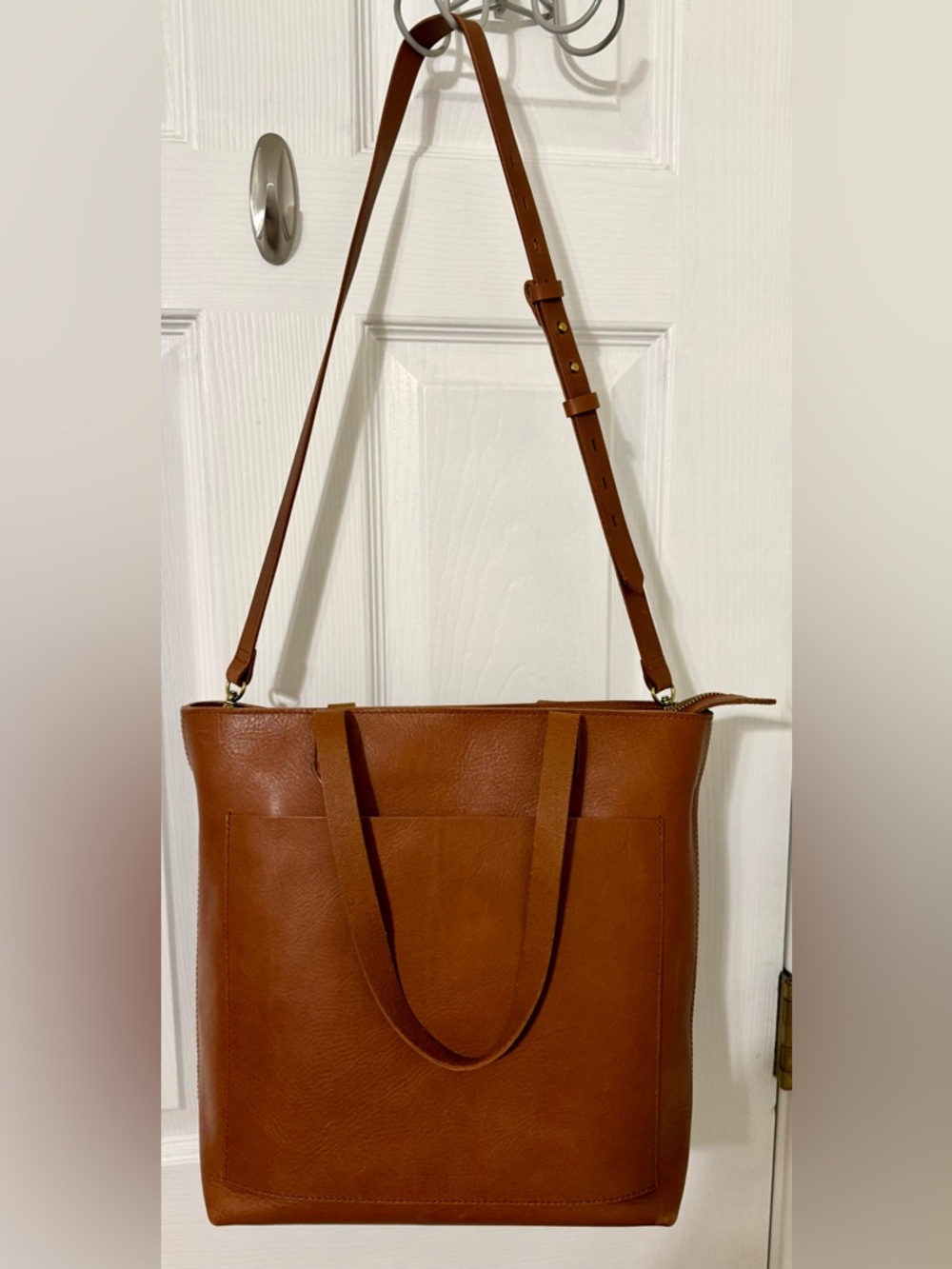 Madewell Zip-Top Medium Transport Leather Tote with Adjustable Strap- Like New - Picture 6 of 16